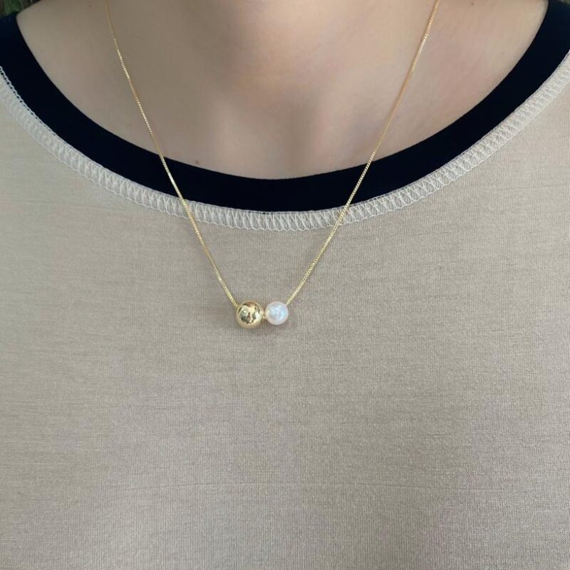 Colar Esfera e Perola banhado em Ouro 18K