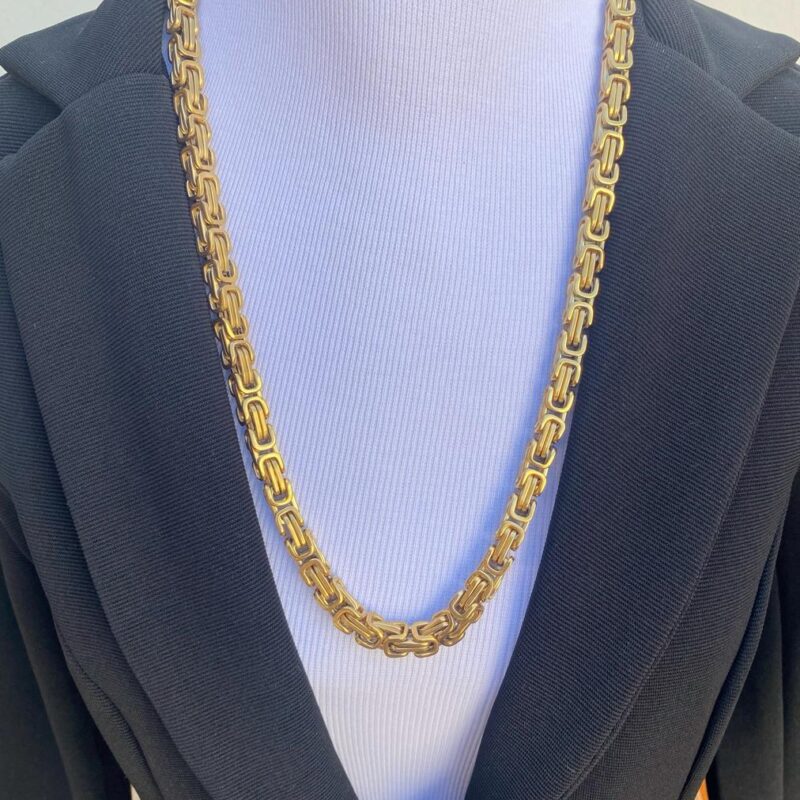 Colar Corrente Dourada em Aço