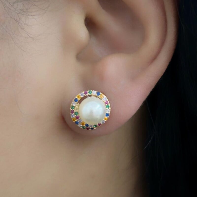 Brinco Cravejado com Pérola Banhado em Ouro 18K