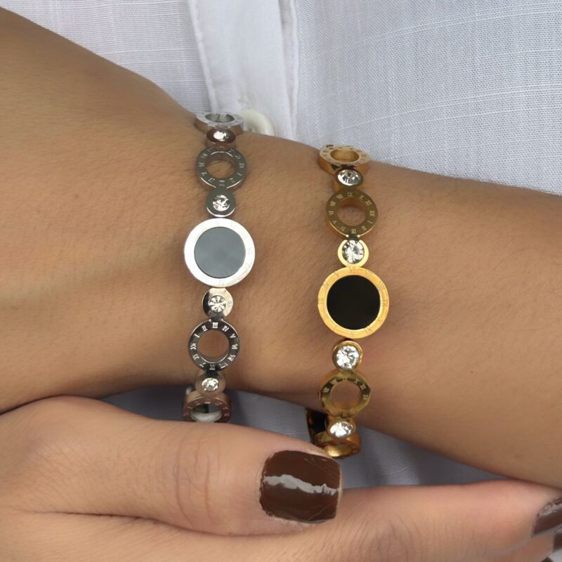 Bracelete Circulo Preto Algarismo Romano em Aço