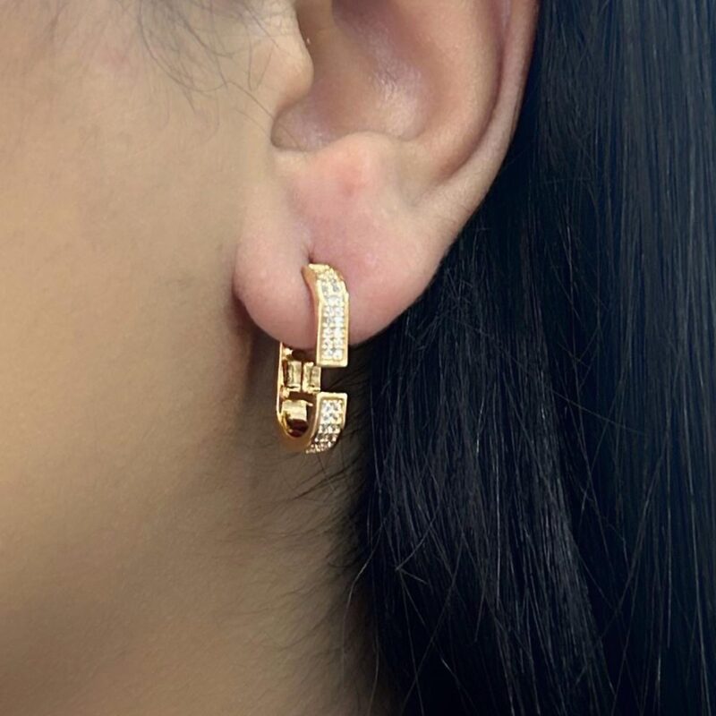 Brinco Cravejado Banhado em Ouro 18K