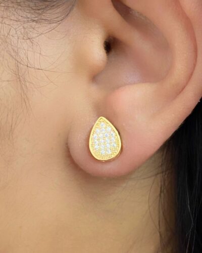 Brinco Gota Cravejado Banhado em Ouro 18K