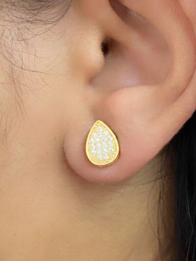 Brinco Gota Cravejado Banhado em Ouro 18K