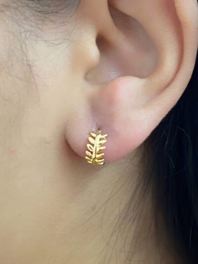 Brinco Folhas Banhado em Ouro 18k