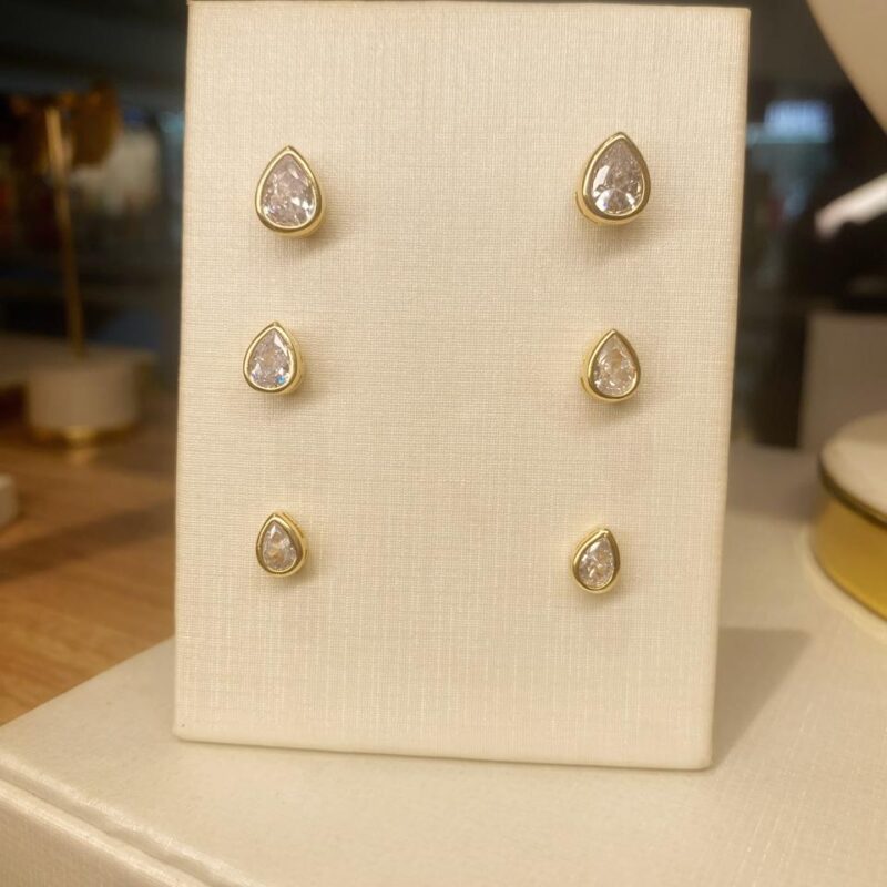 Brinco Trio Gota Cravejada Banhada em Ouro 18k