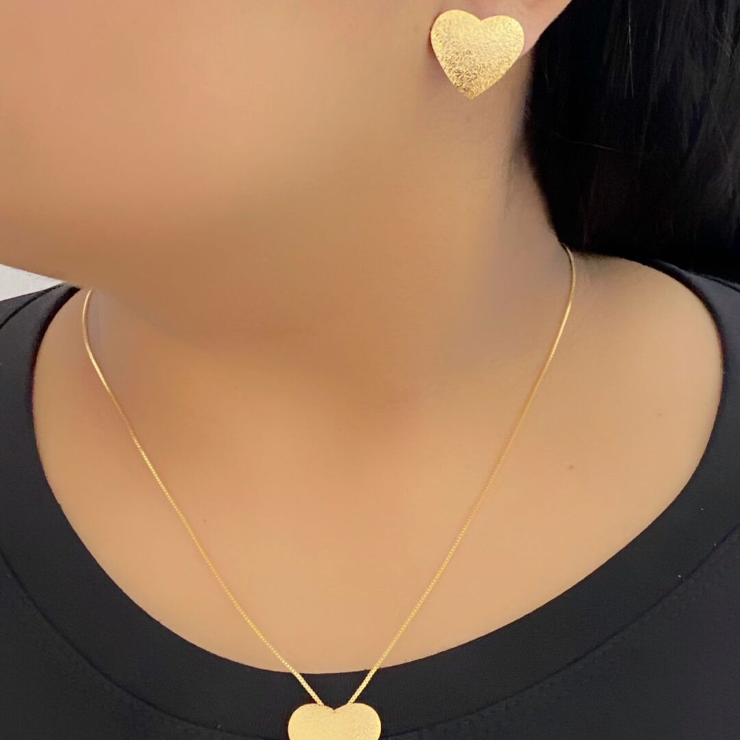Conjunto Coração Fosco Banhado em Ouro 18k
