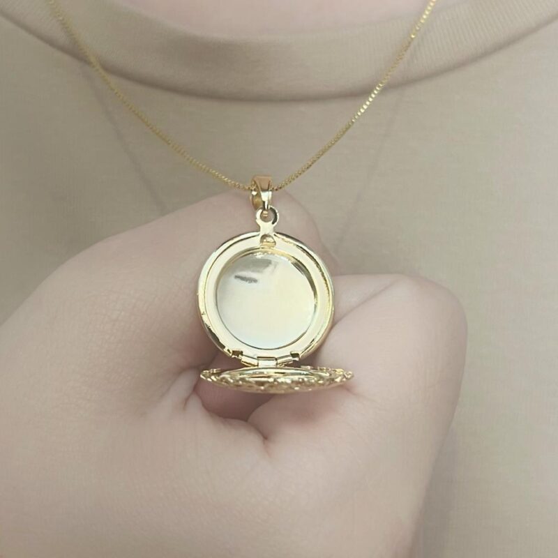 Colar Relicário Banhado em Ouro 18K