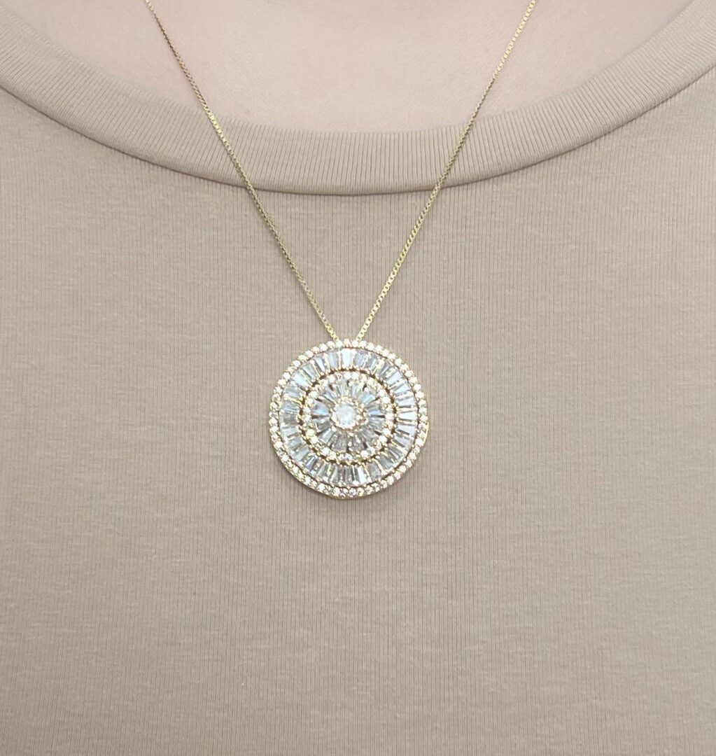 Colar Pizza G Cravejado Banhado em Ouro 18K