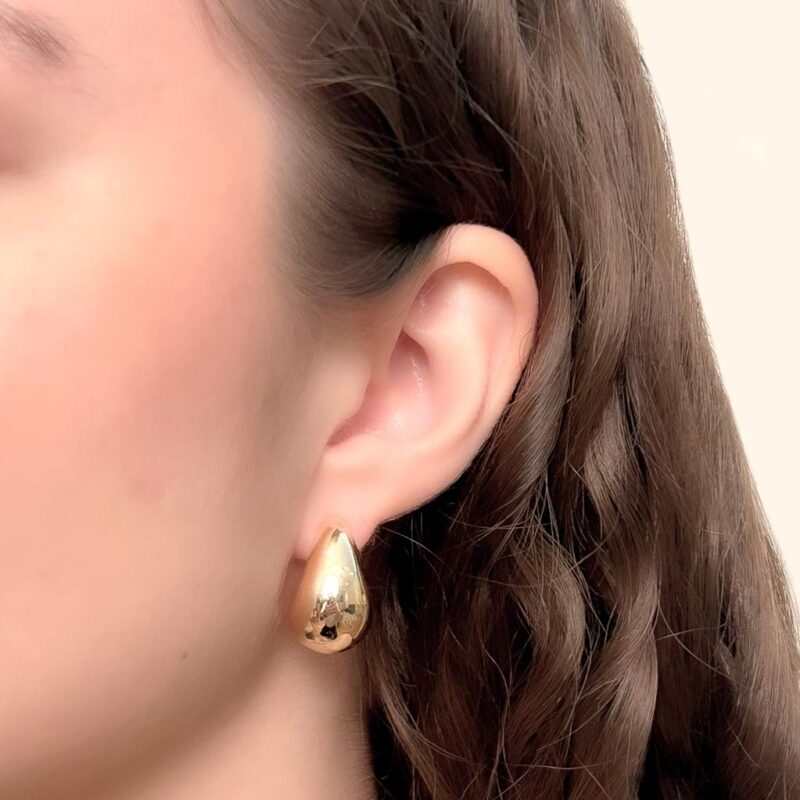 Brinco Gota concava ABS Lisa Banhado em Ouro 18k