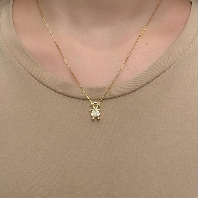 Colar Menina Cravejada Banhado em Ouro 18k