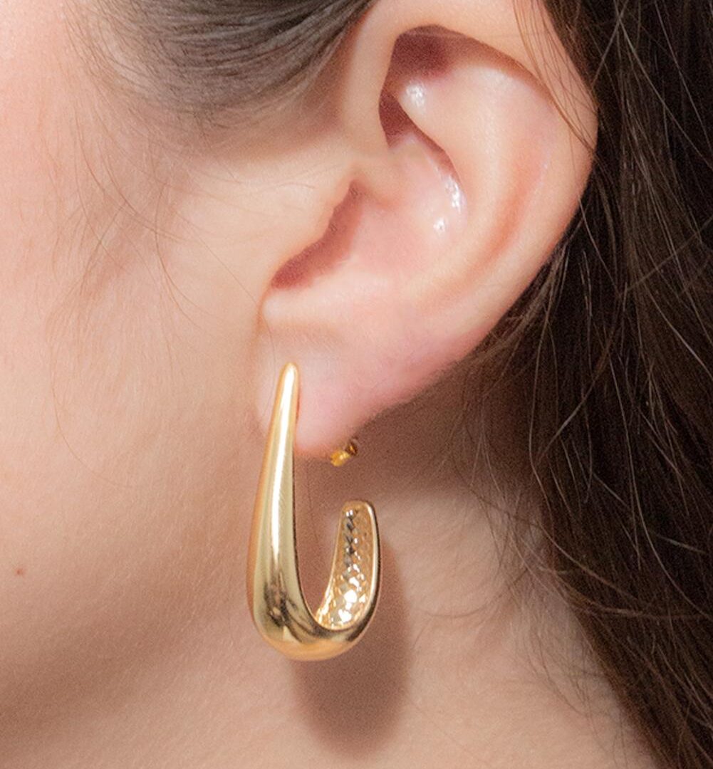 Brinco Gota Longa Banhado em Ouro 18k