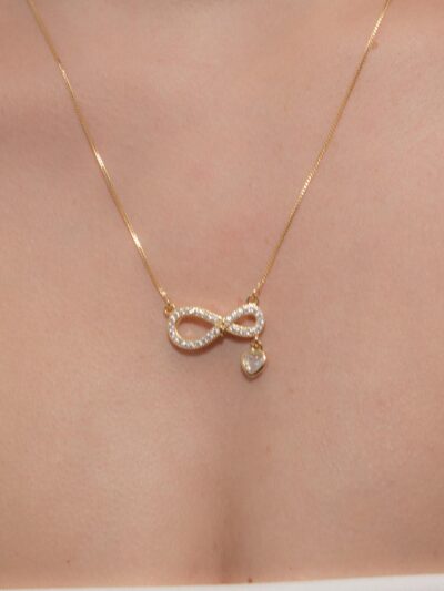 Colar Infinito com Coração Pêndulo Cravejado Banhado em Ouro 18k