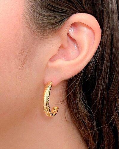 Brinco Meia Argola Bambu Banhado em Ouro 18k