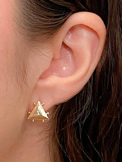 Brinco Triangulo  Cravejada Banhado em Ouro 18k