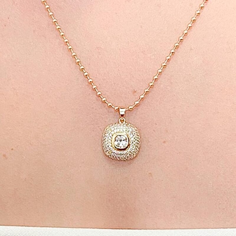 Colar Geometrico Cravejado Banhado em Ouro 18k