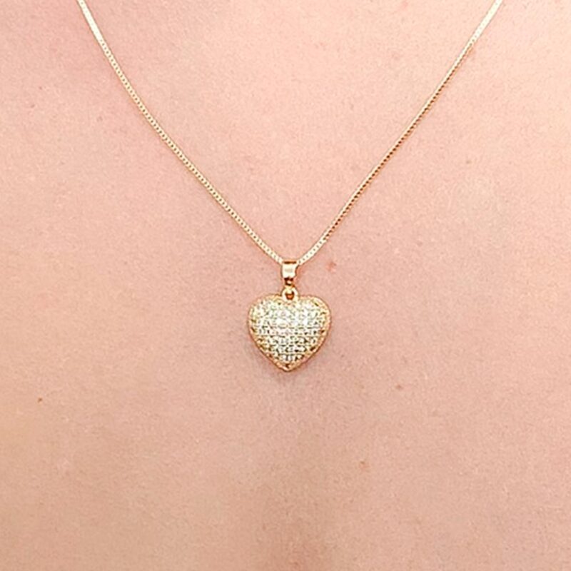 Colar Coração Cravejado Banhado em Ouro 18k