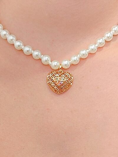 Choker Perola com Coração Cravejado Banhado em Ouro 18k