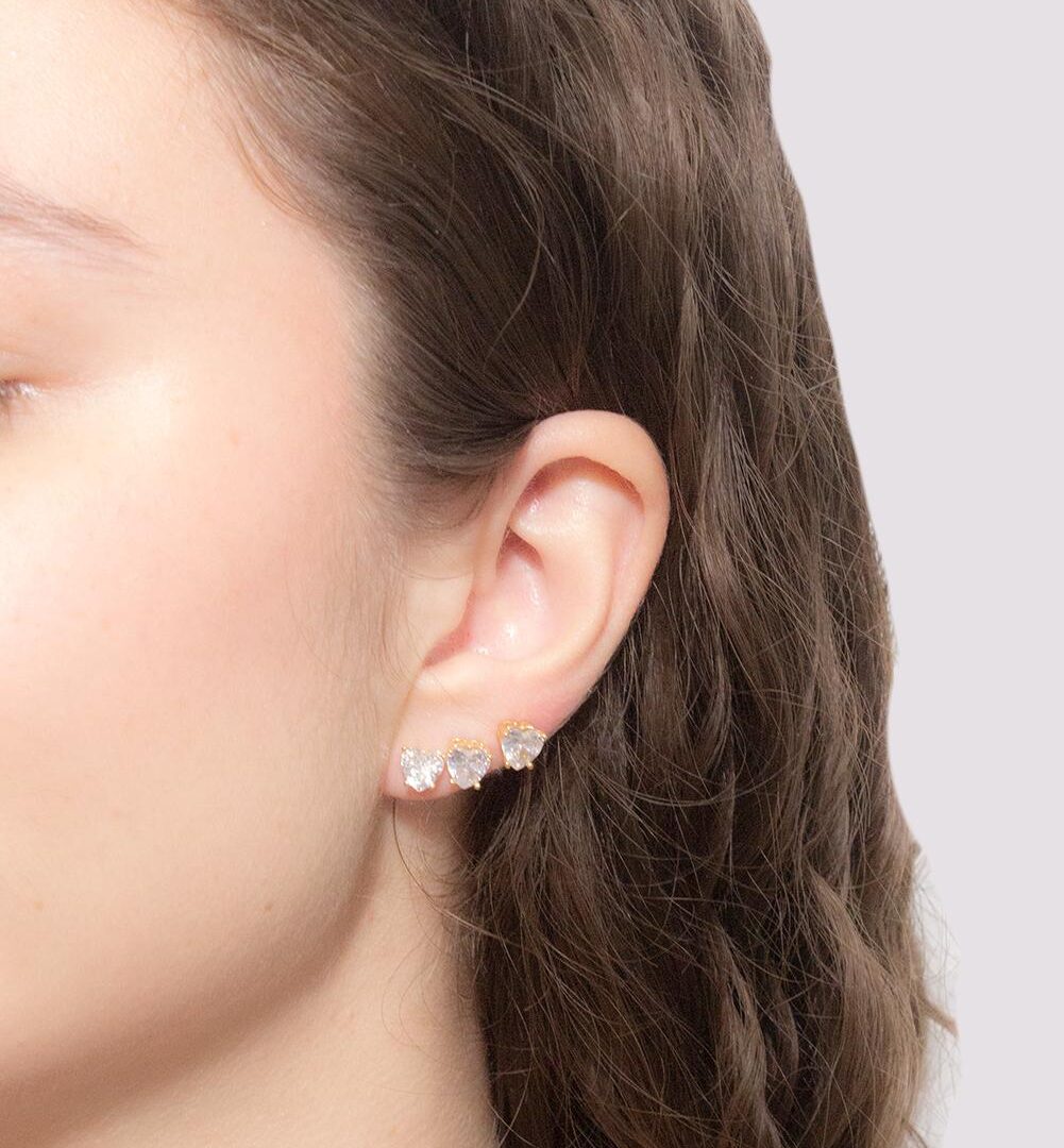 Brinco Trio Coração Cravejado Banhado em Ouro 18k