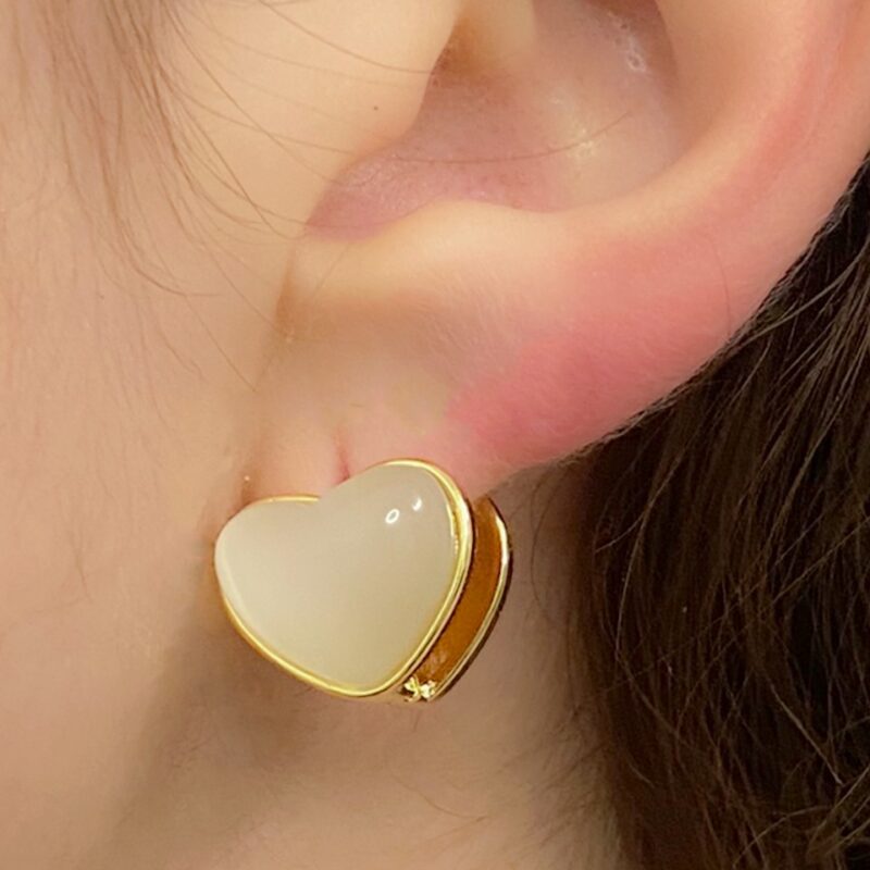 Brinco Click  Coração Trabalhado Banhado em Ouro 18k