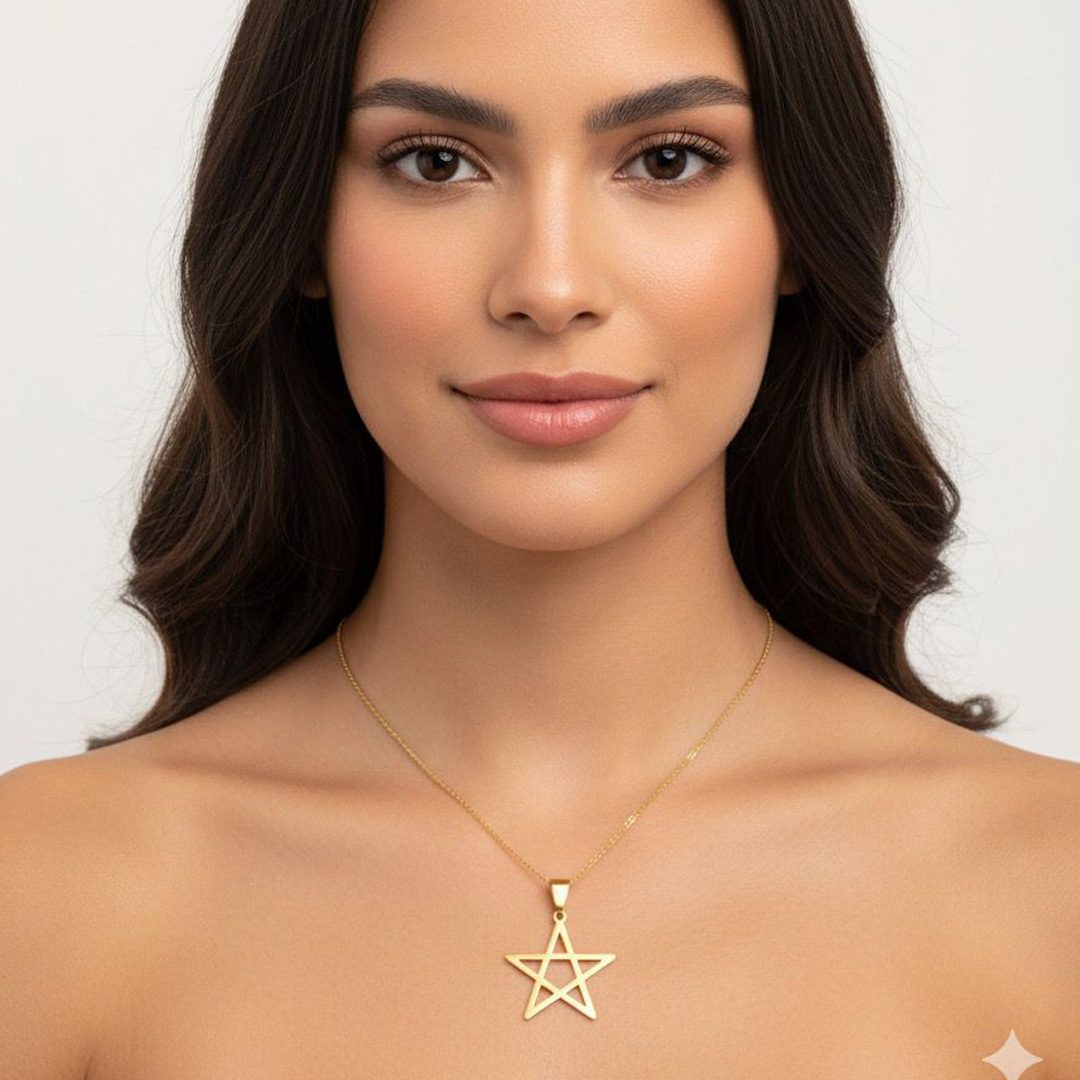 Colar Longo Estrela em Aço