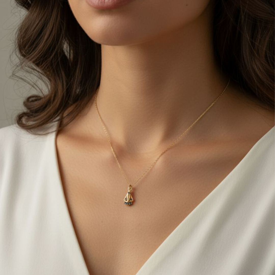 Colar NS Cravejado Banhado em Ouro 18k