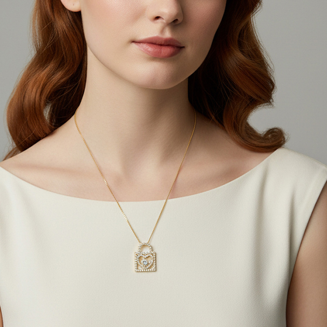 Colar Cadeado Coração Cravejado Banhado em Ouro 18k