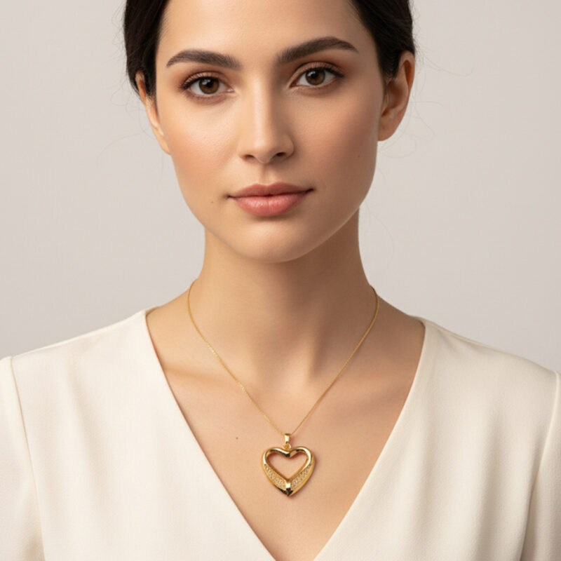 Colar Longo Coração com Zircônia Banhado em Ouro 18K