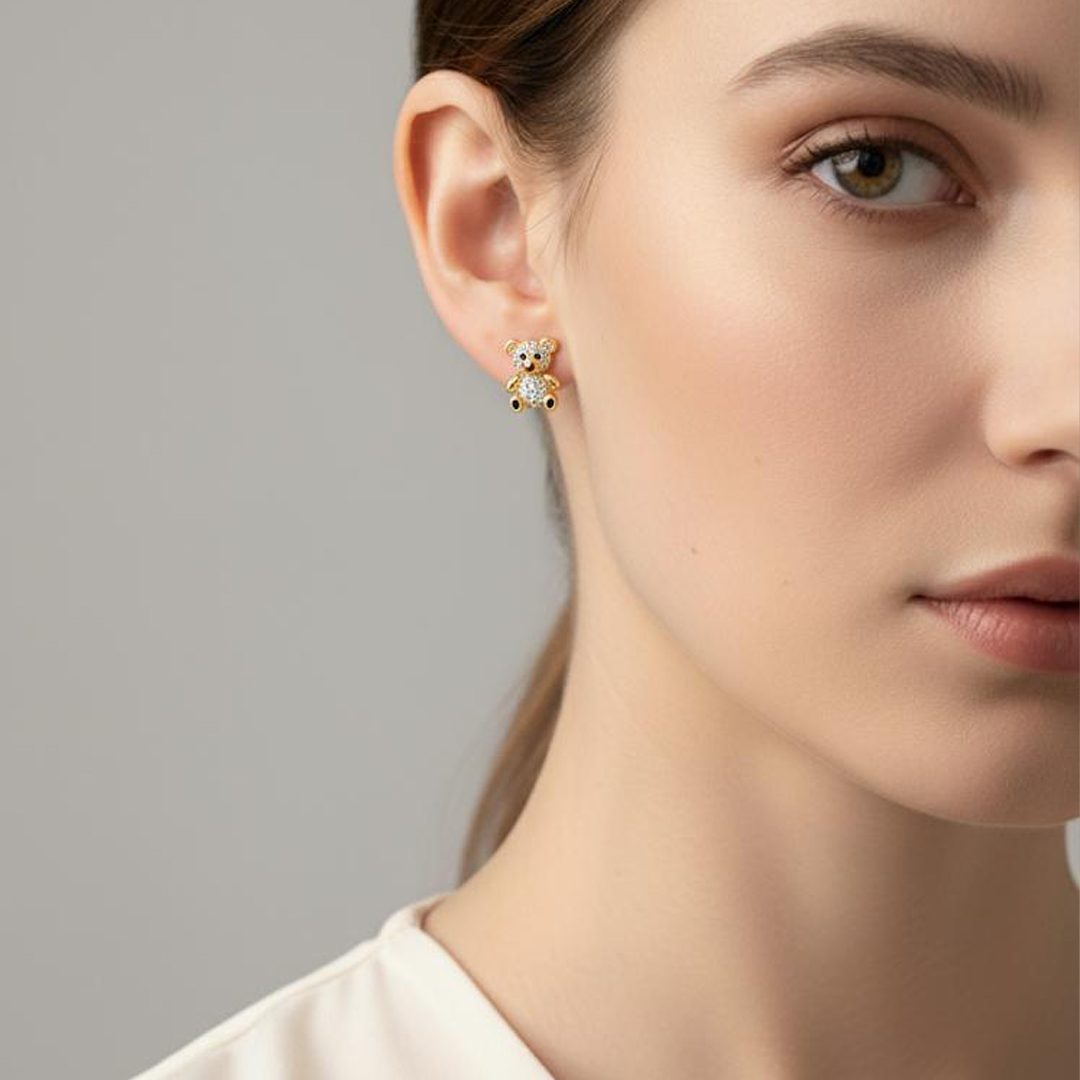 Brinco Ursinho Cravejado Banhado em Ouro 18k