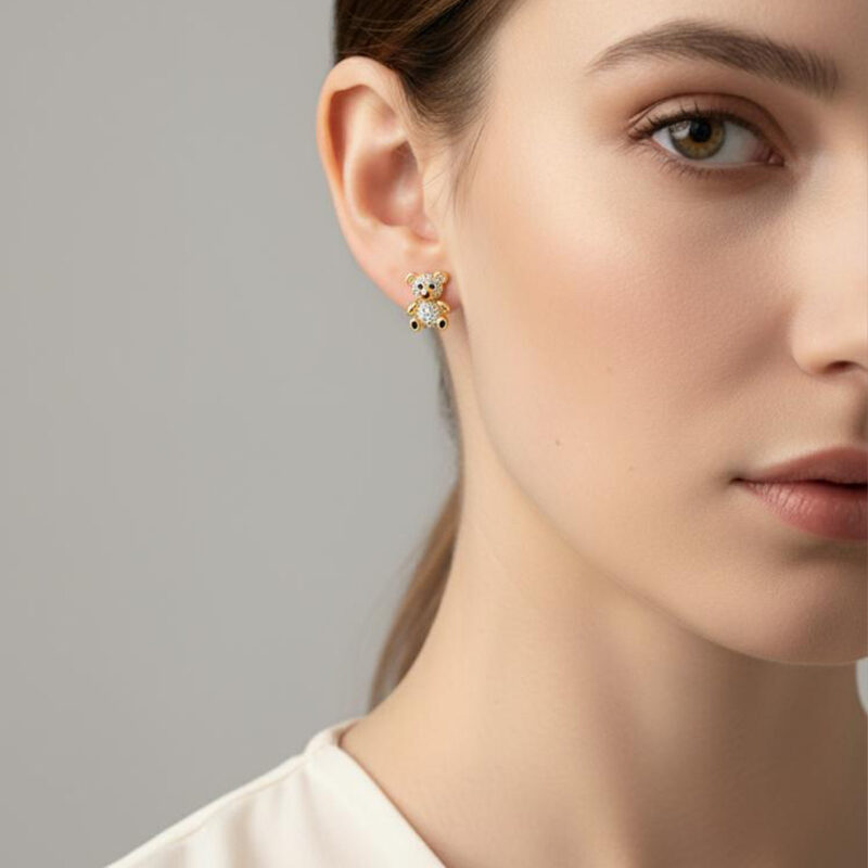 Brinco Ursinho Cravejado Banhado em Ouro 18k