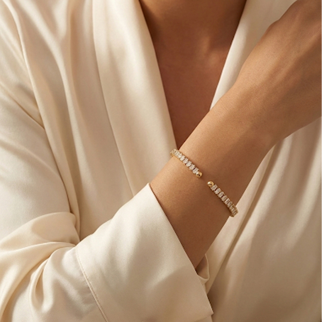 Bracelete Riviera Quadradinho Regulavel  Cravejado Banhado em Ouro 18k