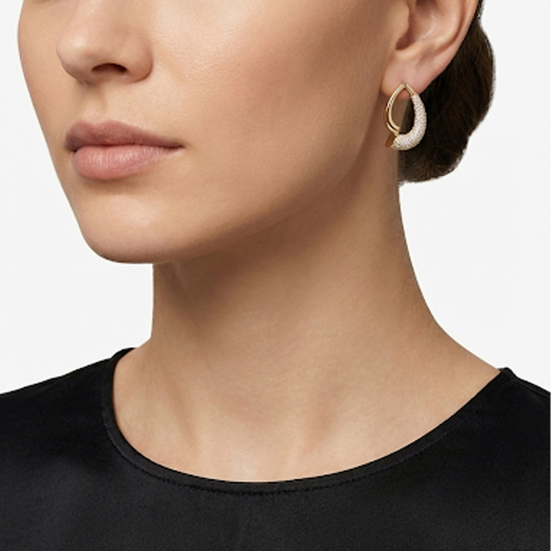 Brinco Gota Vazado Meio Cravejado Banhado em Ouro18k