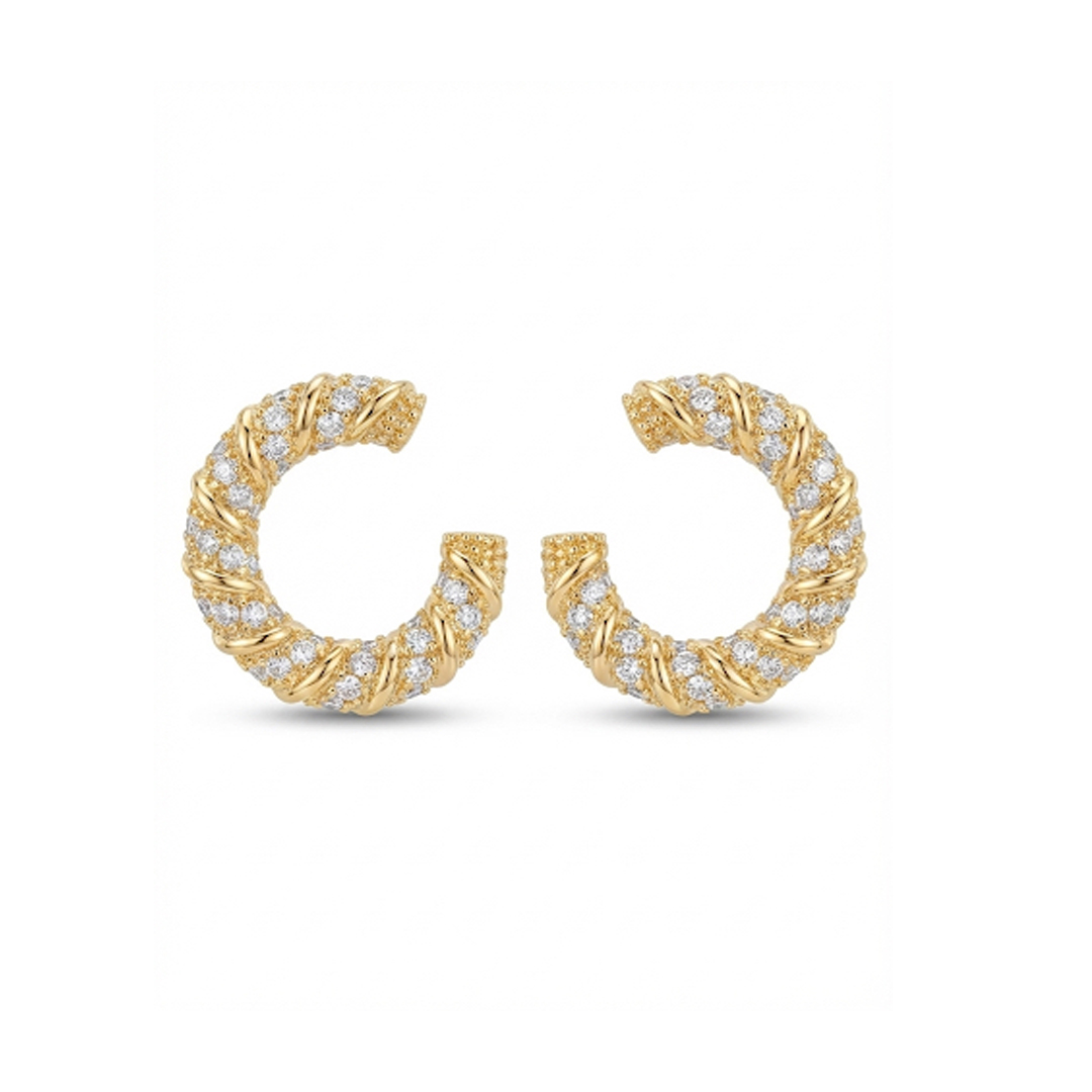 Brinco Meia Argola Trabalhada Cravejado Banhado em Ouro 18k