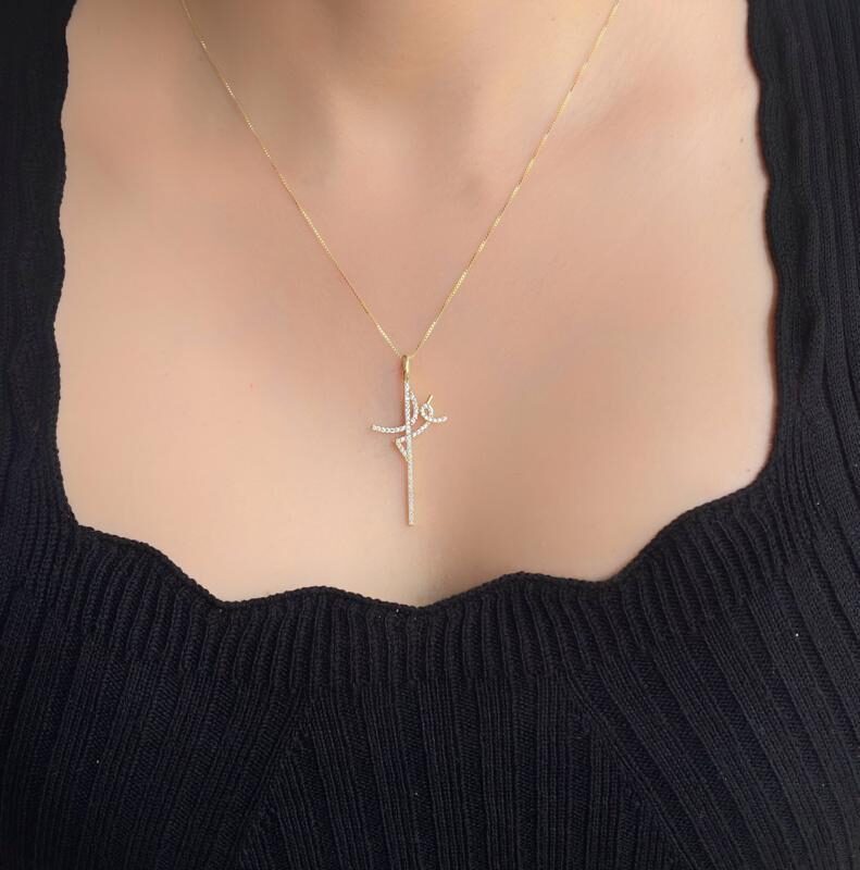 Colar Fé Cravejado Banhado em Ouro 18K