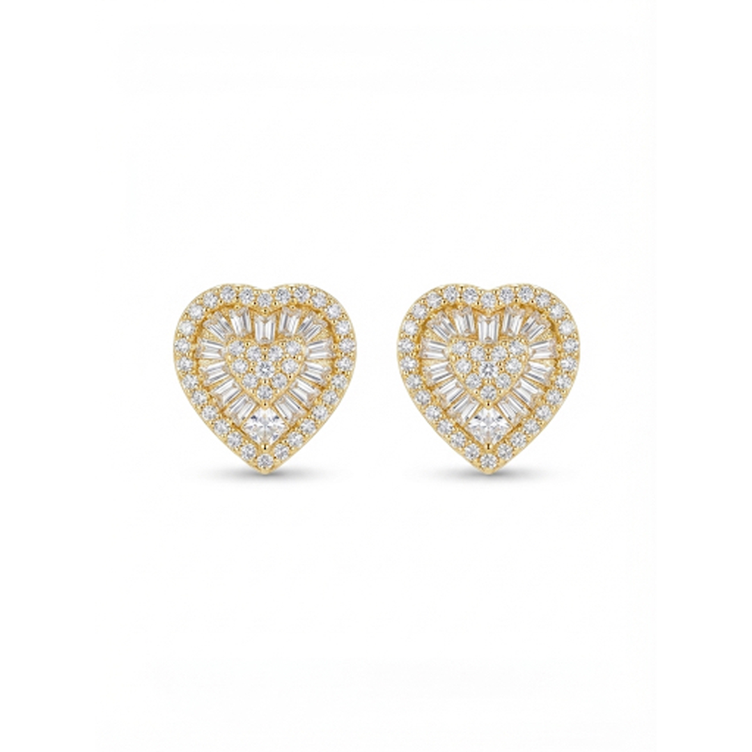 Brinco Coração Cravejado Banhado  em Ouro 18k