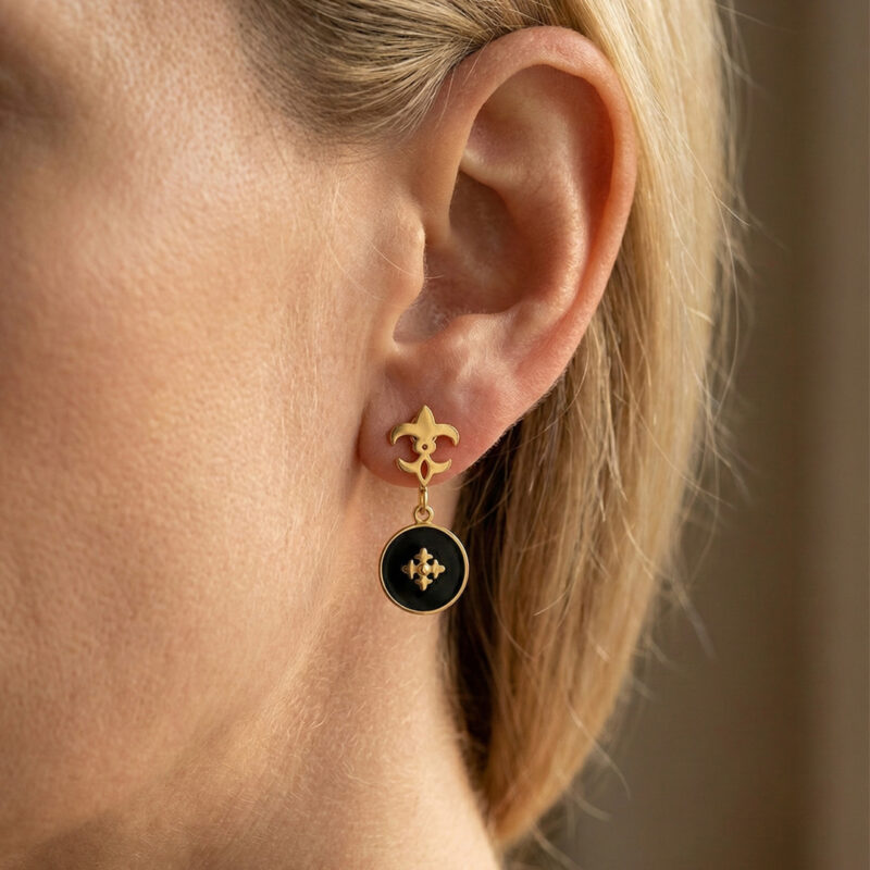 Brinco Pêndulo Trabalhado em Aço