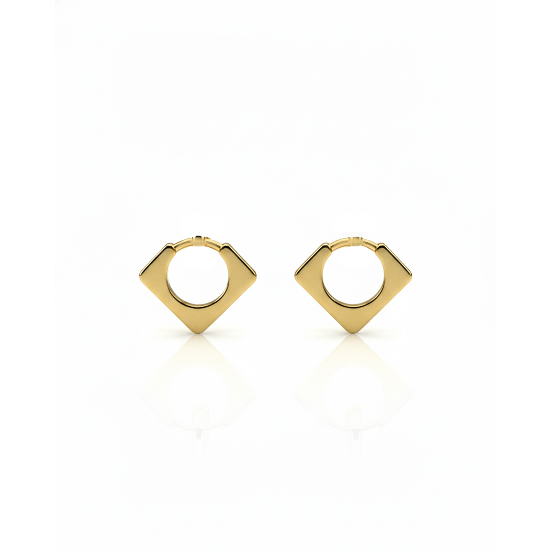 Brinco Click Quadrado Banhado em Ouro 18k