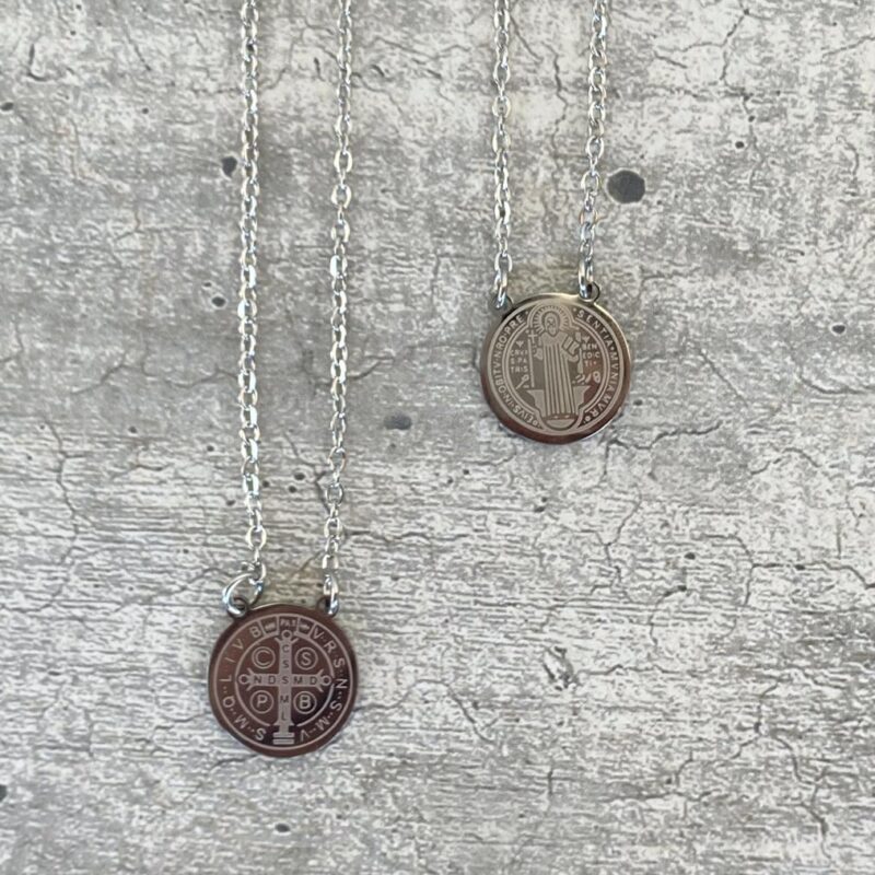 Escapulário São Bento em Aço