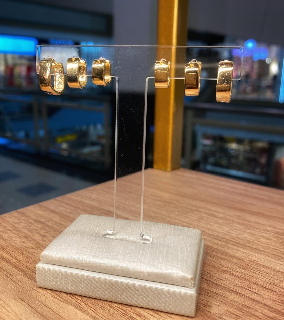 Brinco Trio Quadrado Liso  Banhado em Ouro 18K