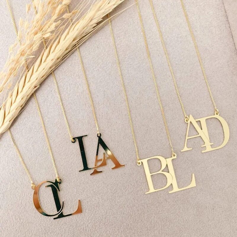 Colar Monograma Personalizado Liso banhado em Ouro 18K