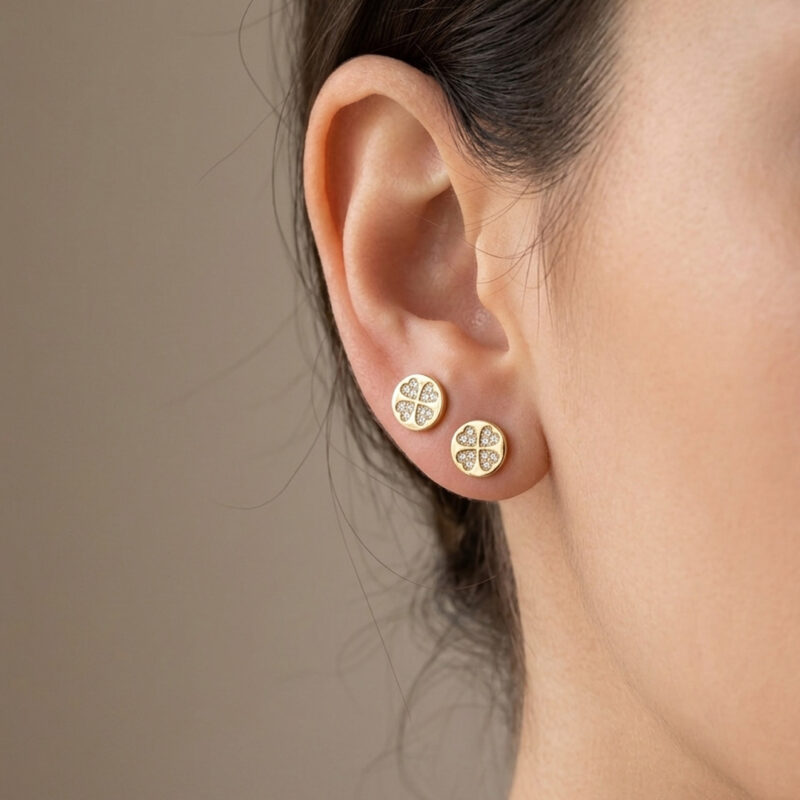 Brinco Dupla mandala Trevinho Cravejado Banhado em Ouro 18k