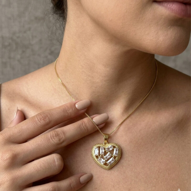 Conjunto Coração Cravejado Banhado em Ouro 18K