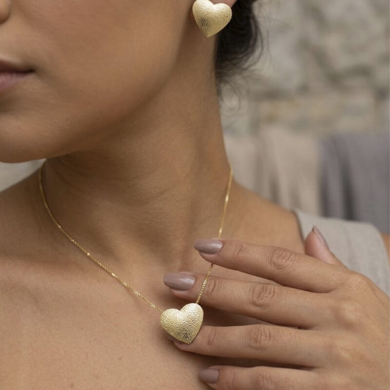 Conjunto Coração Fosco Banhado em Ouro 18k