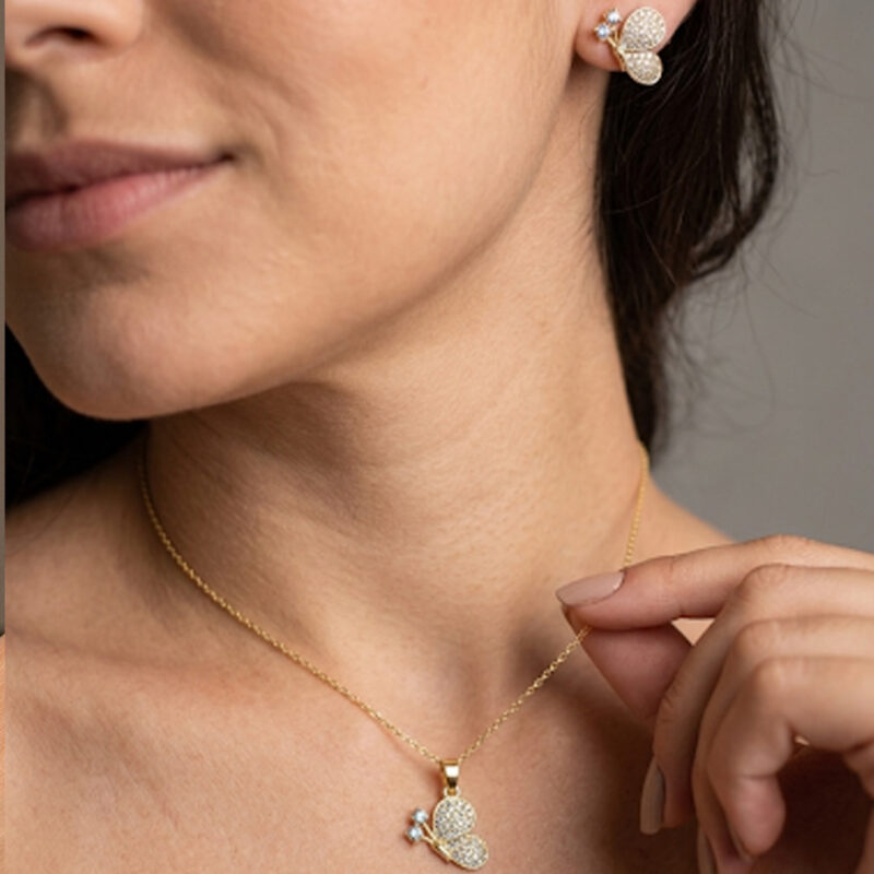 Conjunto Borboleta Cravejado Banhado em Ouro 18k