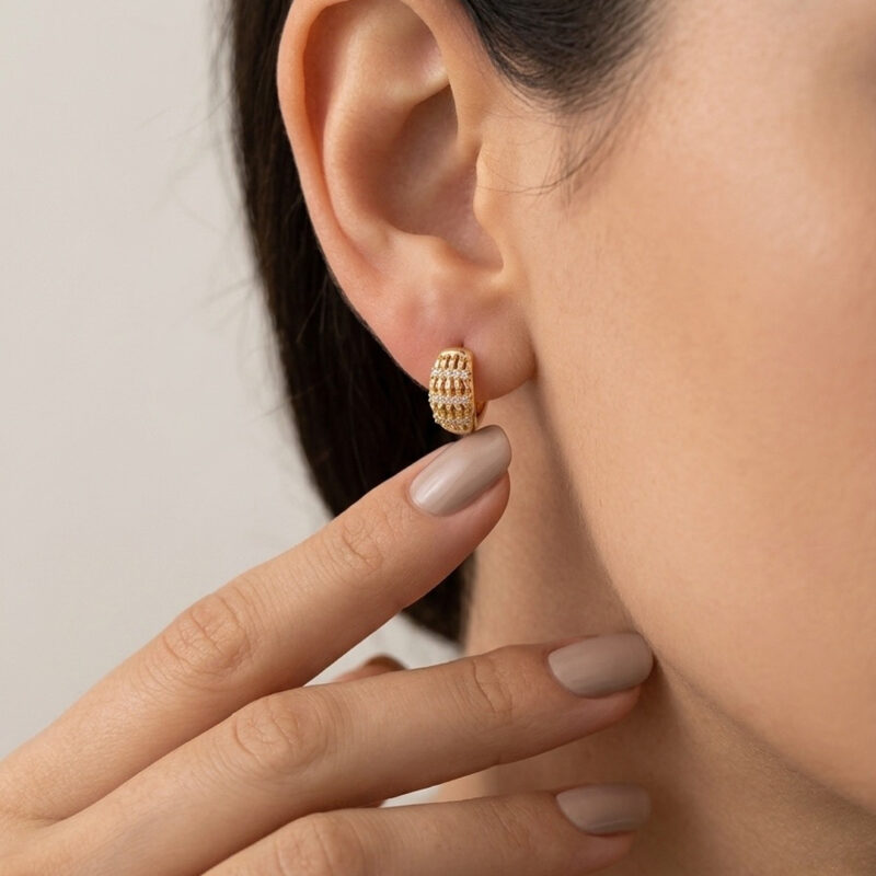 Brinco Argola Trabalhada Cravejado Banhado em Ouro 18k