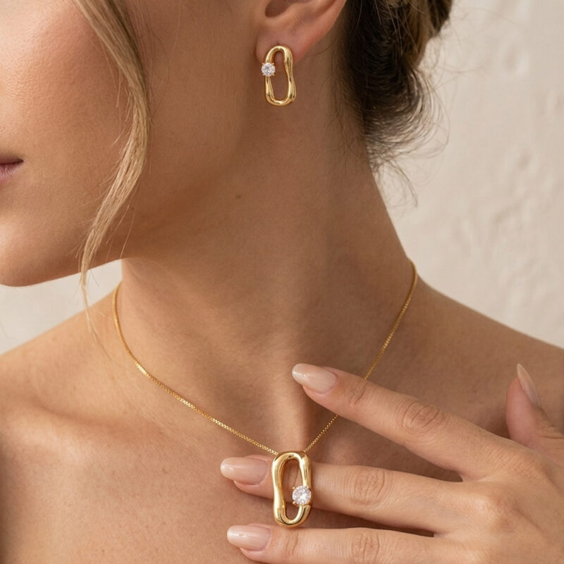 Conjunto Orgânico Ponto de Luz Banhado em Ouro 18k