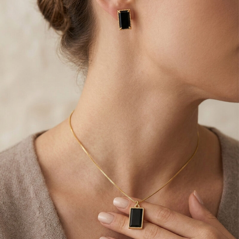 Conjunto Quadrado Banhado em Ouro 18k