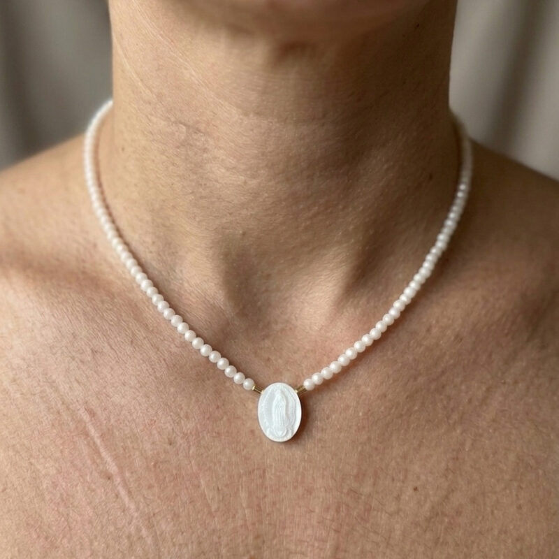 Choker Cristais Mandala São Bento Banhado em Ouro 18k