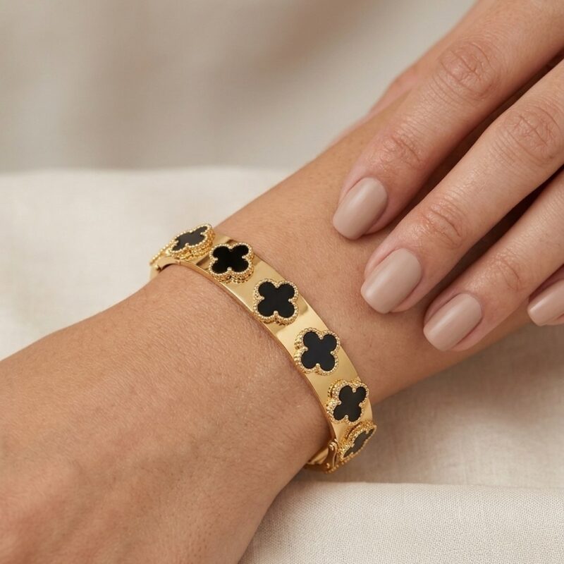Bracelete Trevos em Aço