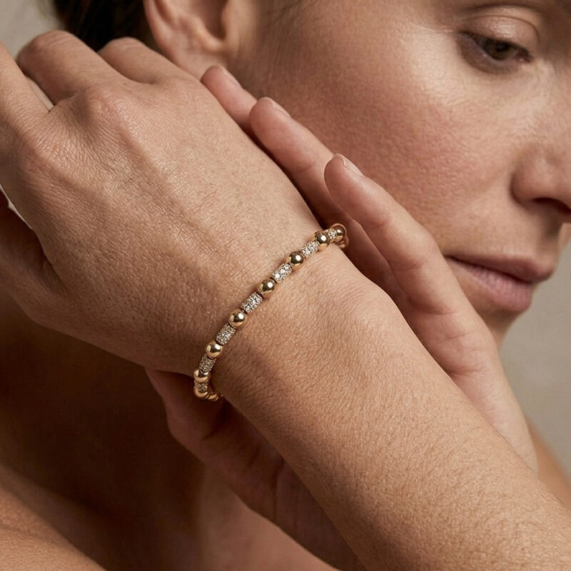 Bracelete Regulavel Riviera Esfera Cravejado Banhado em Ouro 18k