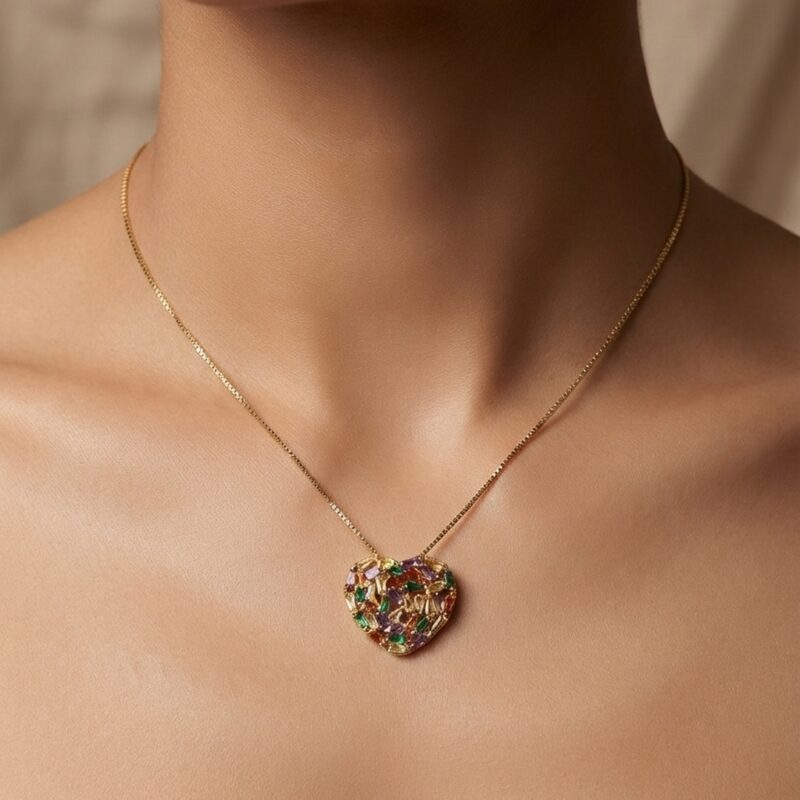 Colar coração cravejado banhado em ouro 18k premium atacado